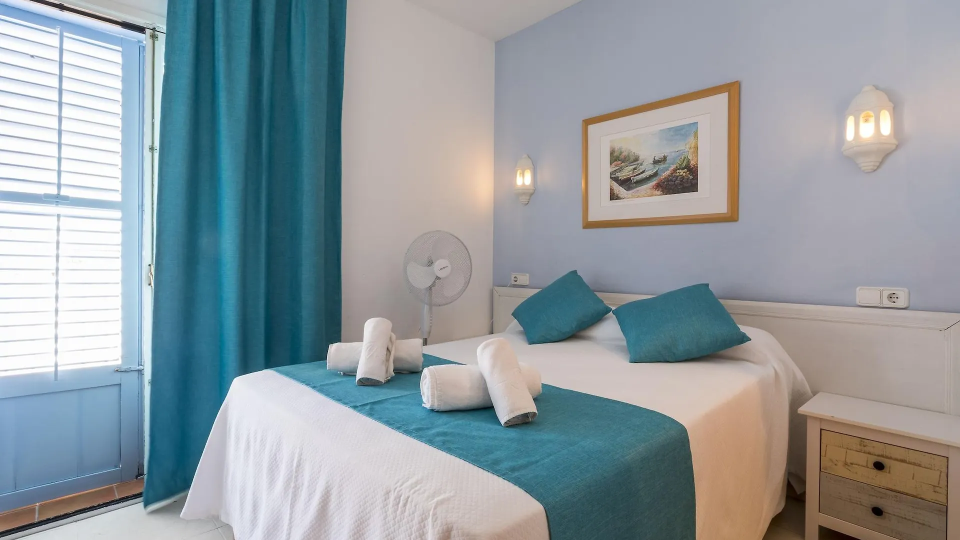 Hostal Ferrer San Antonio  Guest house San Antonio (Ibiza)