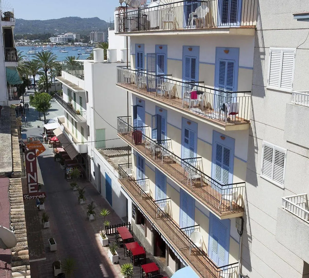 Hostal Ferrer contacts